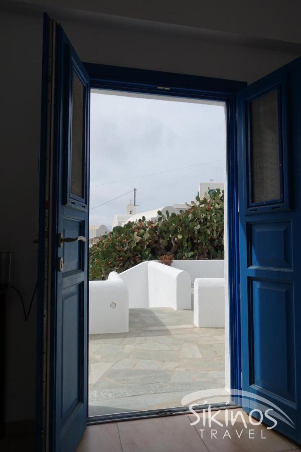 Comfy Room With Adorable View Síkinos Extérieur photo