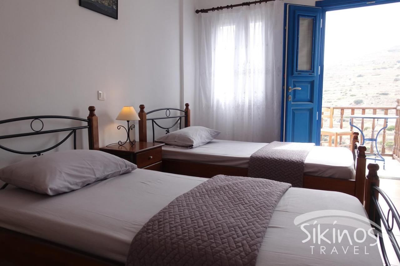 Comfy Room With Adorable View Síkinos Extérieur photo